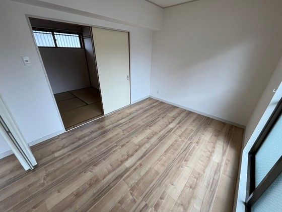 ベッドルーム
