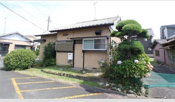 参野町貸家の外観画像