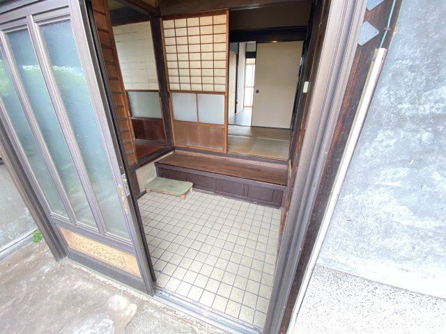 玄関