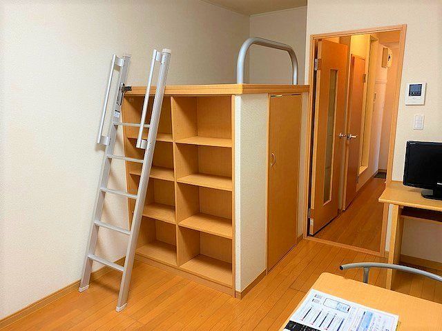 ベッドルーム