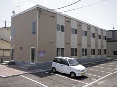 レオパレススカイラークの外観画像