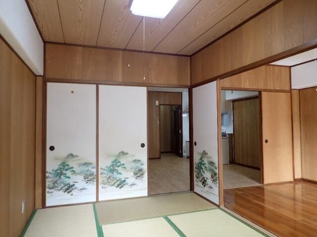 ベッドルーム
