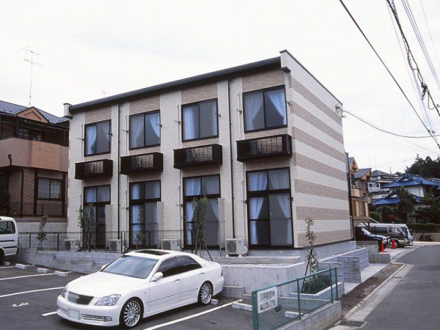 レオパレス都岡の外観画像