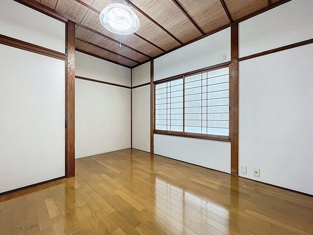 ベッドルーム