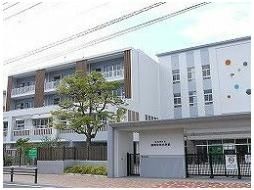 黒崎中央小学校(360m)