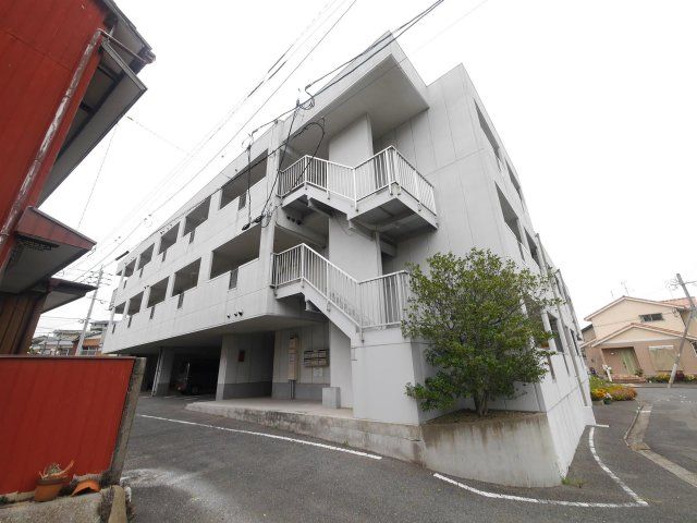 プチメゾン宮の町公園前の外観画像