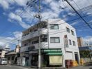 上川ビルの外観