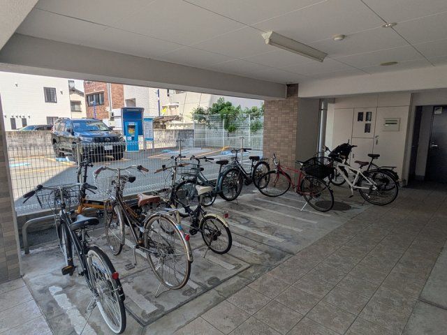 その他