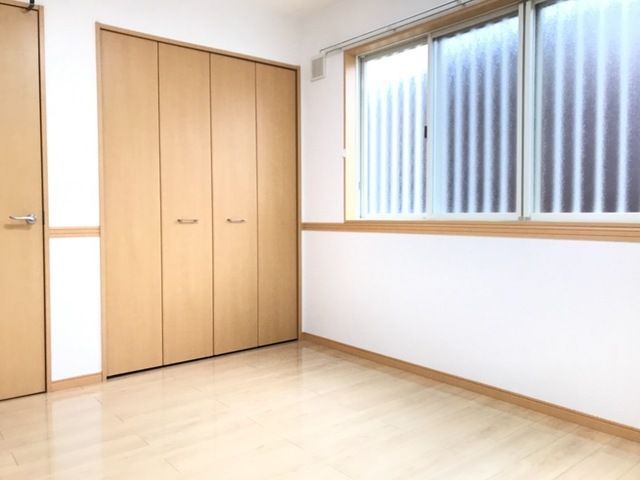 ベッドルーム