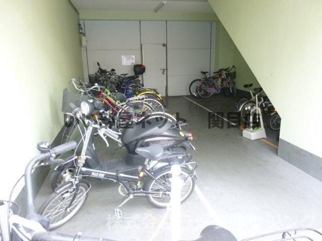 その他
