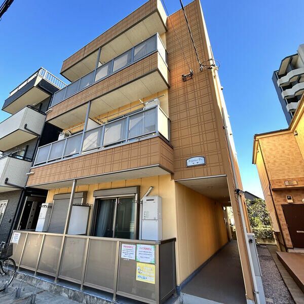 アンプルールフェール元郷の外観画像