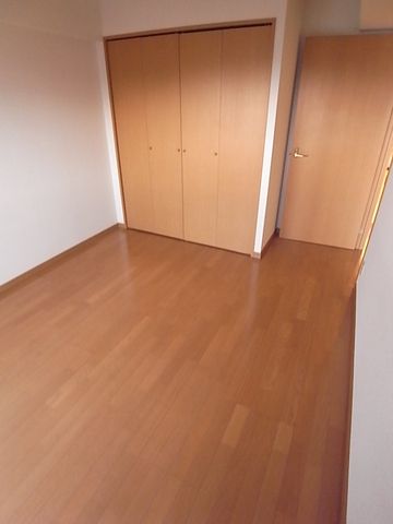 ベッドルーム