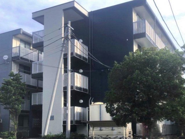 レオパレスグランデーム幕張の外観画像