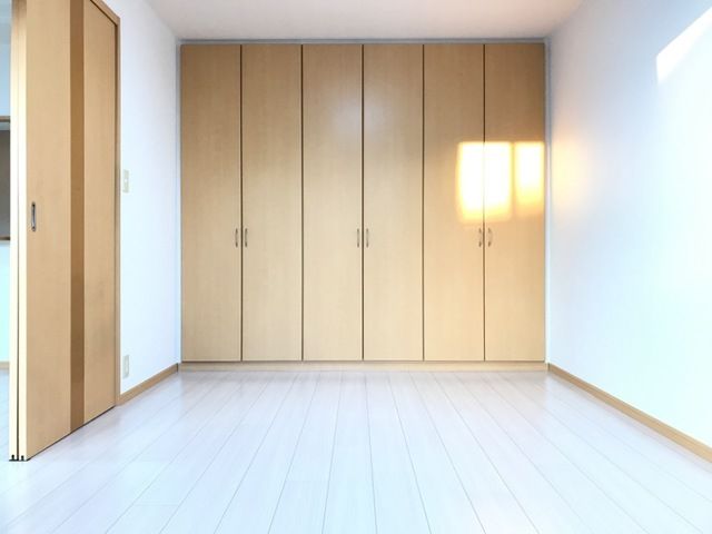 ベッドルーム