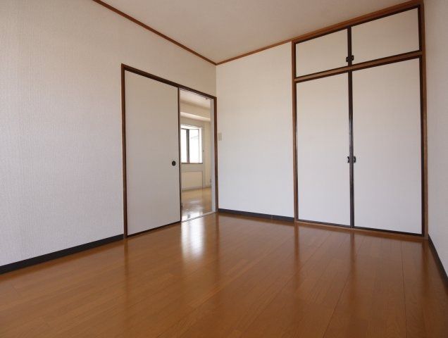 ベッドルーム