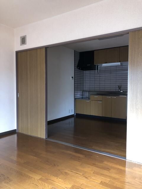 ベッドルーム