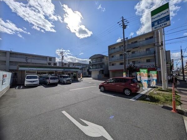 近くに施設あり