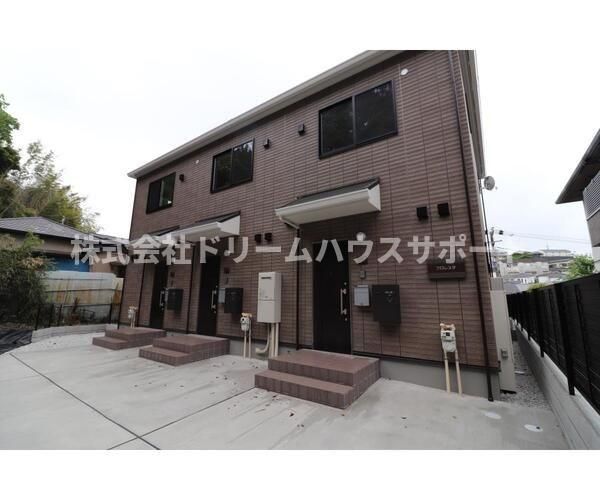 フロレスタの外観画像