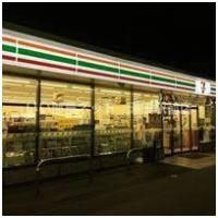 セブンイレブン草津中学校前店（コンビニ）まで451m