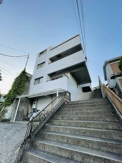 ホワイトハイム杉山境之谷の外観画像