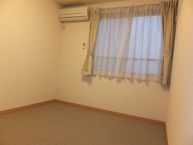 ベッドルーム