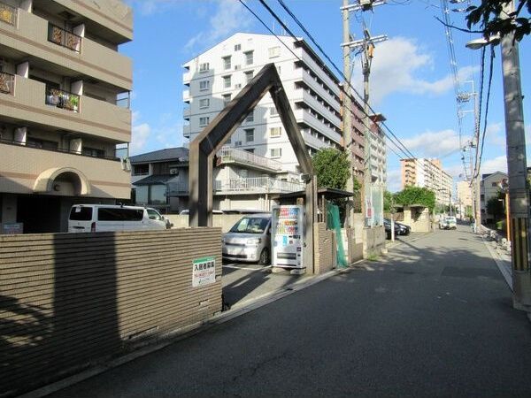 近くに施設あり
