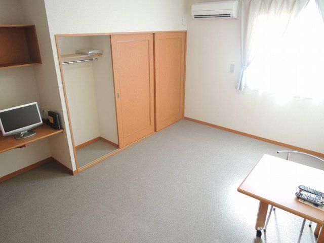 ベッドルーム