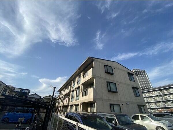第2パールハイツの外観画像