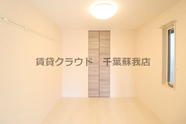 ベッドルーム