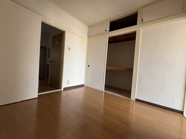 洋室
