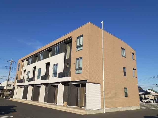 グランデ楓 埼玉県本庄市若泉3丁目2番18号の外観画像