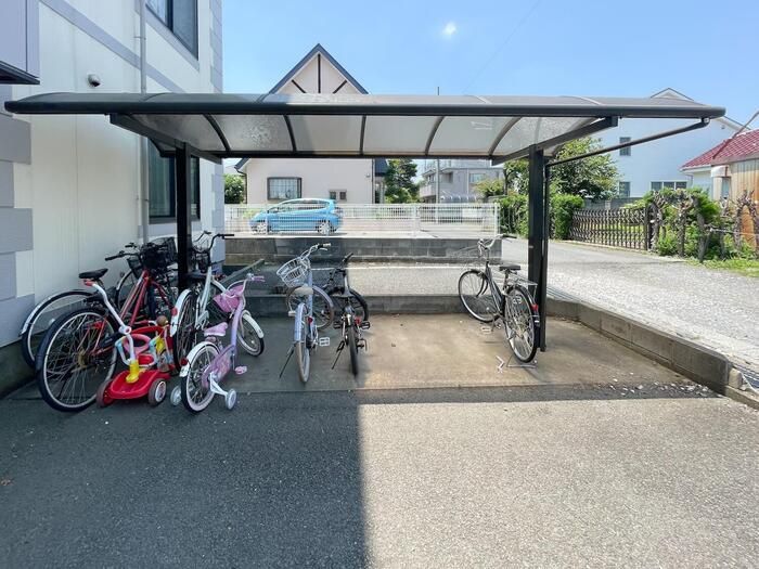 近くに施設あり