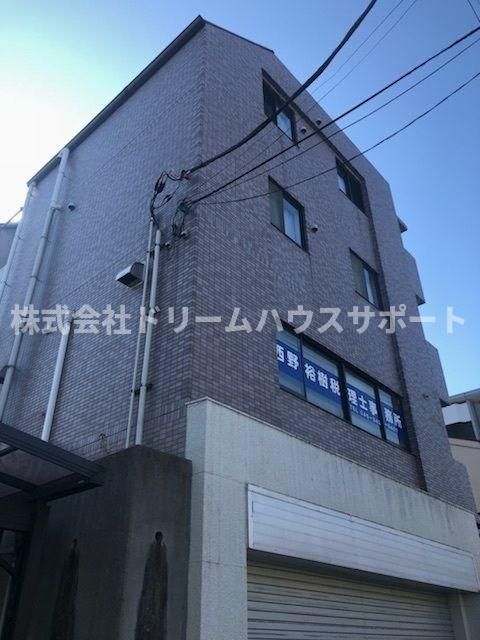 LAZ KAMINAGAYAの外観画像