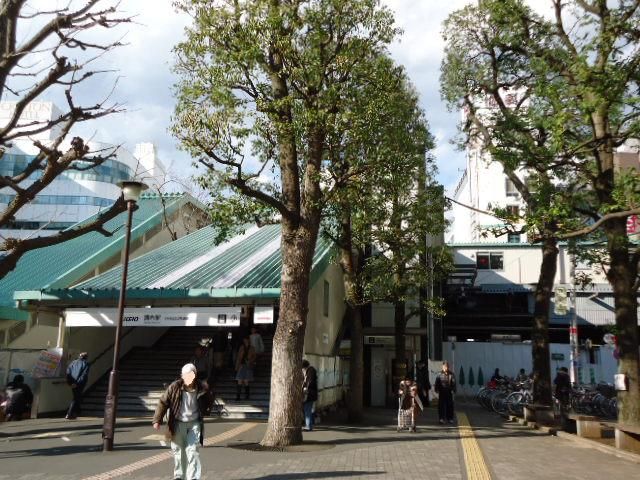 近くに施設あり