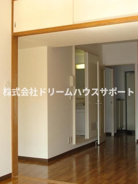 ベッドルーム