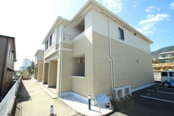 コンフォールの外観画像