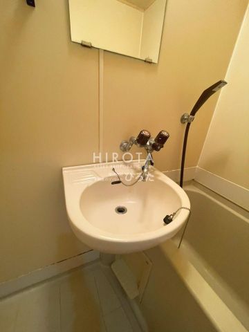 医療法人 社団誠心会 萩原中央病院(624m)