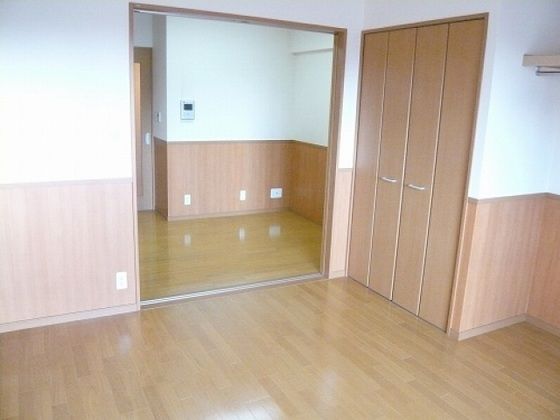 ベッドルーム