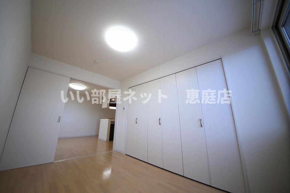 ベッドルーム
