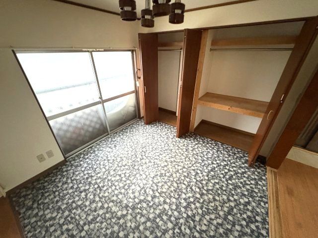 ベッドルーム