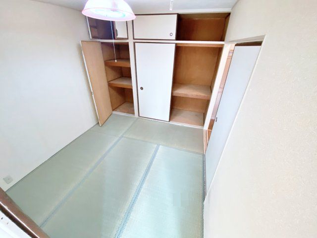 ベッドルーム