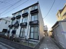 レオパレスサントリーニの外観