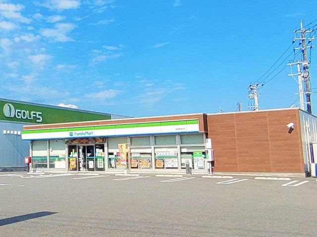 近くに施設あり