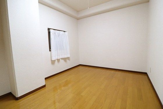 ベッドルーム