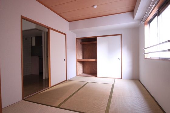 ベッドルーム