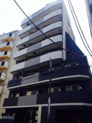 レアライズ新宿の外観画像