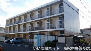 レオパレスラポール松福の外観画像