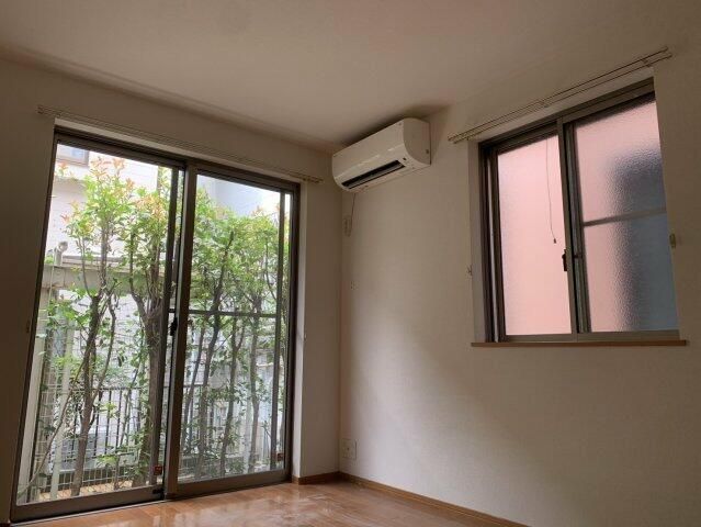 ベッドルーム