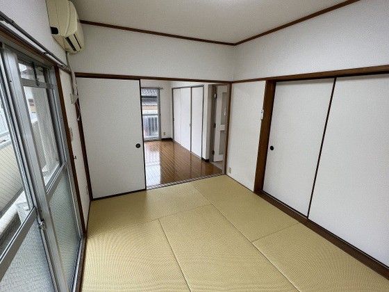 ベッドルーム