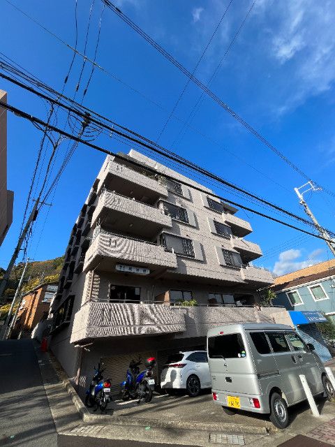 メゾンクレール諏訪山の外観画像